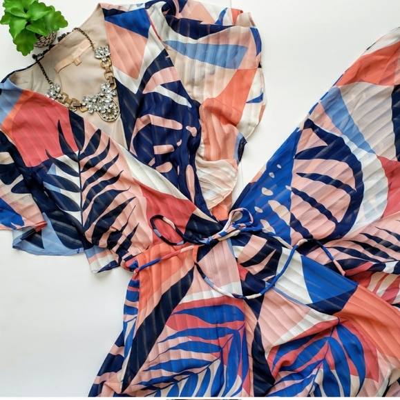 Hutch Dresses & Skirts - Hutch Tropical Talia Pink Tropical Palm Print Maxi Wrap Dress Size XL